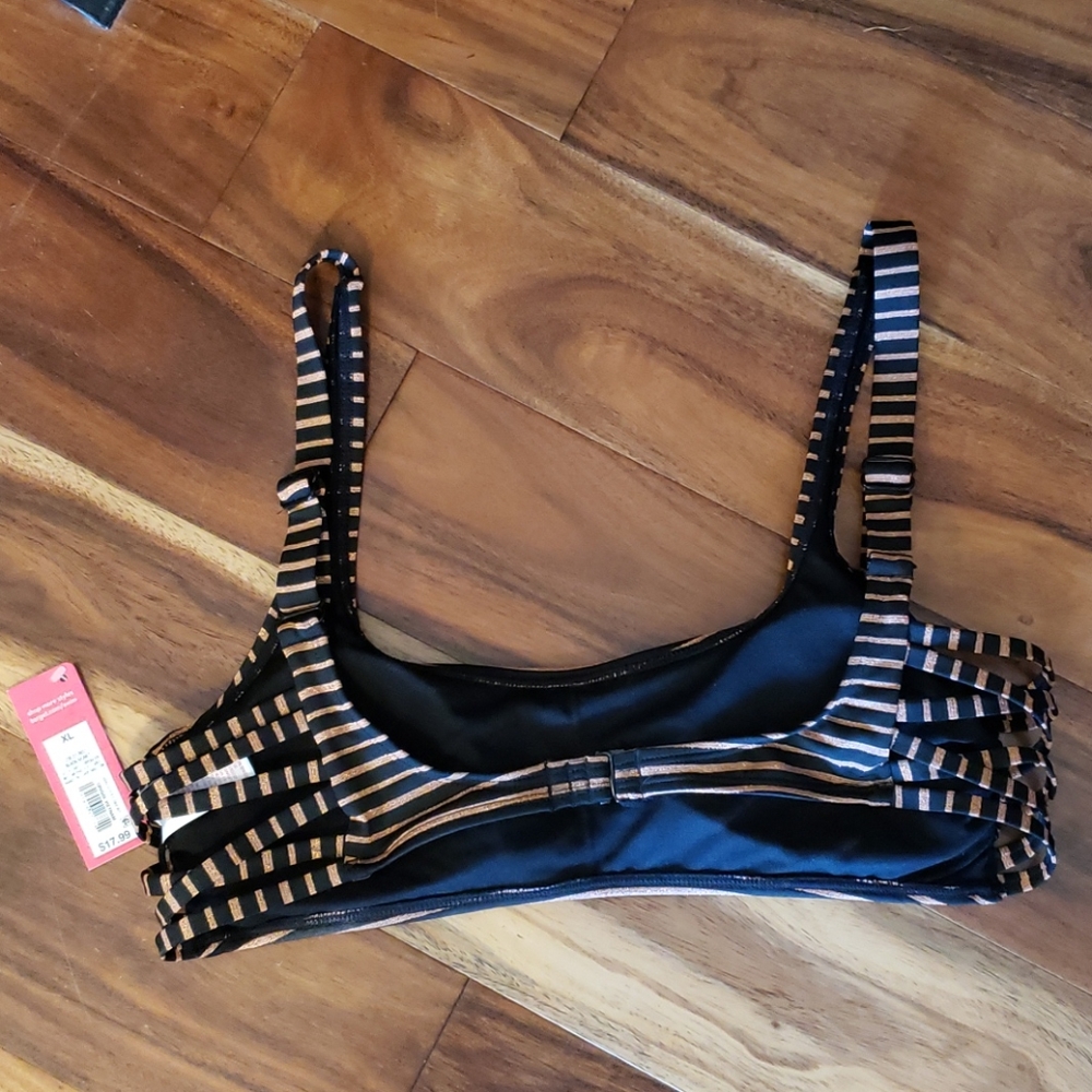 BRAND NEW Bikini Top - Picture 2 of 4